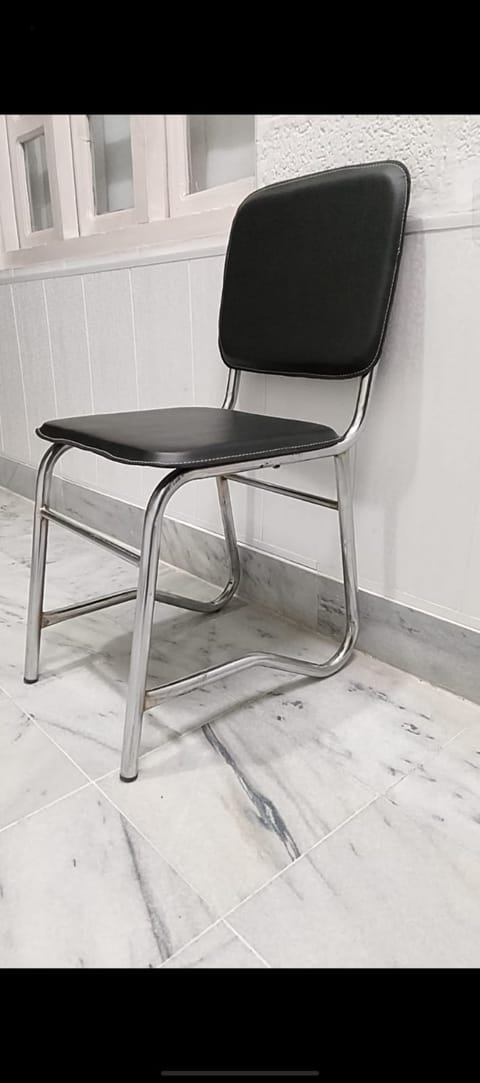 Student Training Chair with Writing Tablet
