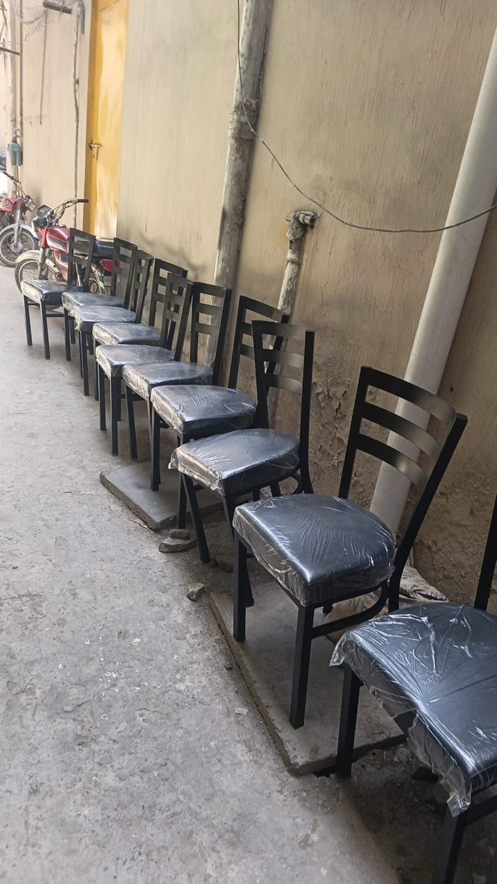Black Stacking Visitor Chairs — Visitor Chair