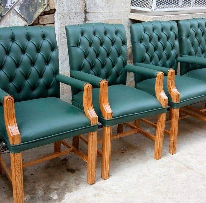 Green Waiting Chairs Row — Waiting/visitor Seating